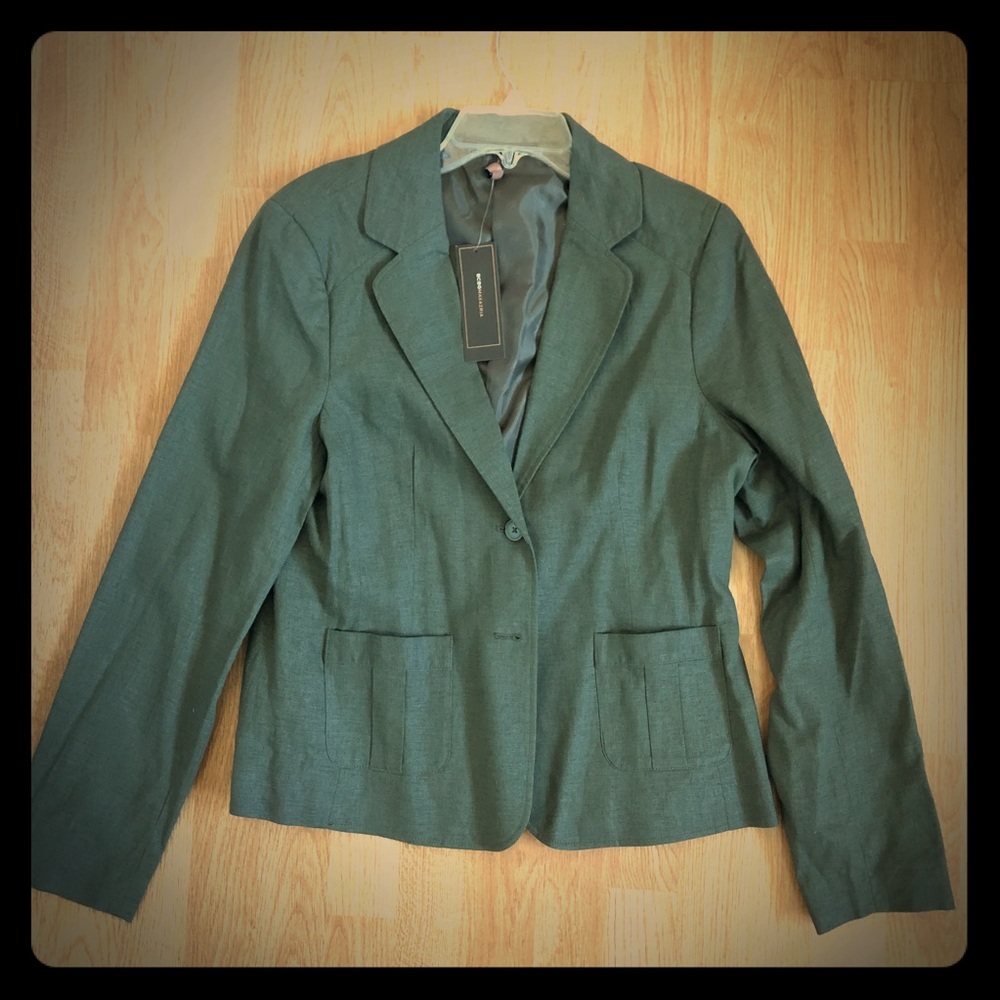 SALE BCGB Miss Green Linen Blazer. Size Large. NWT
